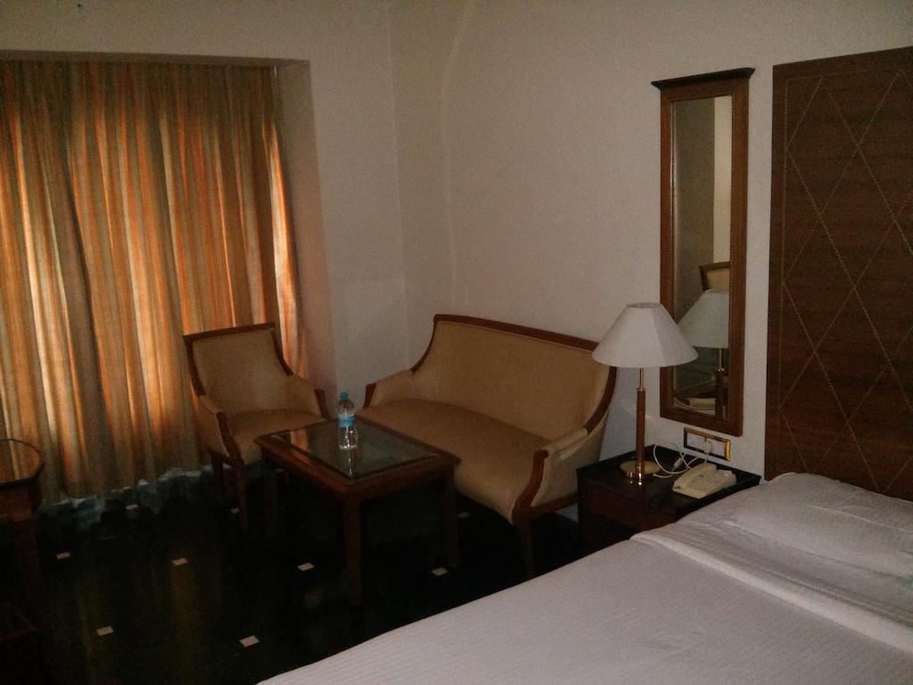 Kamat Lingapur Hotel Haydarabad Dış mekan fotoğraf
